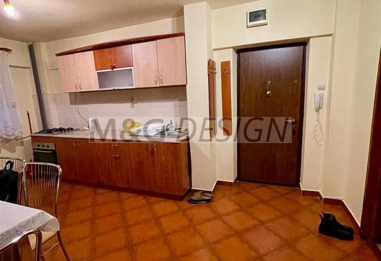 3 camere dec etaj 1 2 bai C Aradului la 10.min de MALL - Poză 2