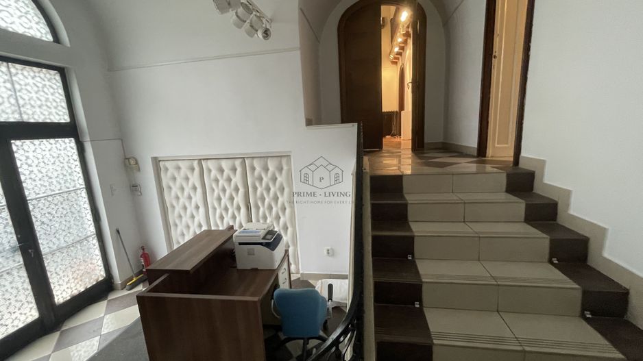 VILA SUPERBA LA INCHIRIERE PRETABILA CA SPATIU DE BIROU SAU REZIDENTA - Poză 5