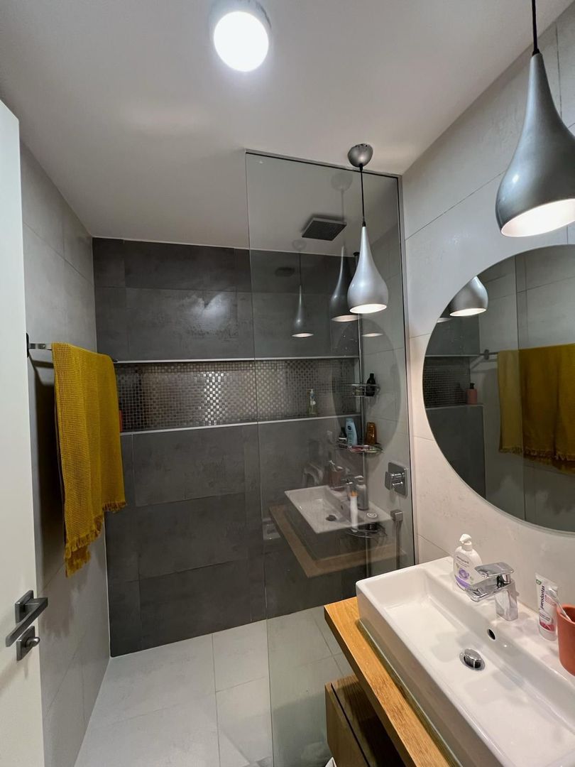 2 CAMERE | THE ADDRESS 102 || BARBU VACARESCU - Poză 12