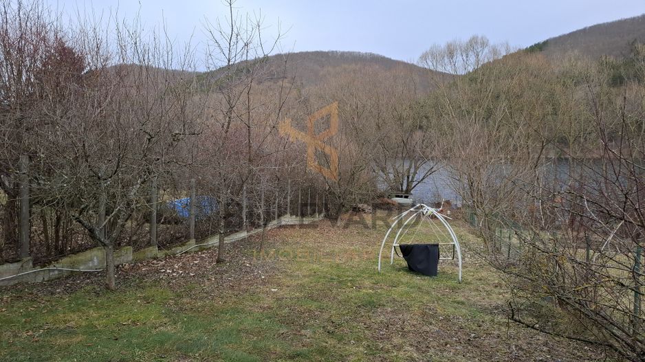 Cabana si teren 1000 mp cu iesire la lac! - Poză 7