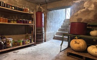 Vanzare casă cu teren generos în Săcueni, la 15 minute de Târgoviște - Poză 22