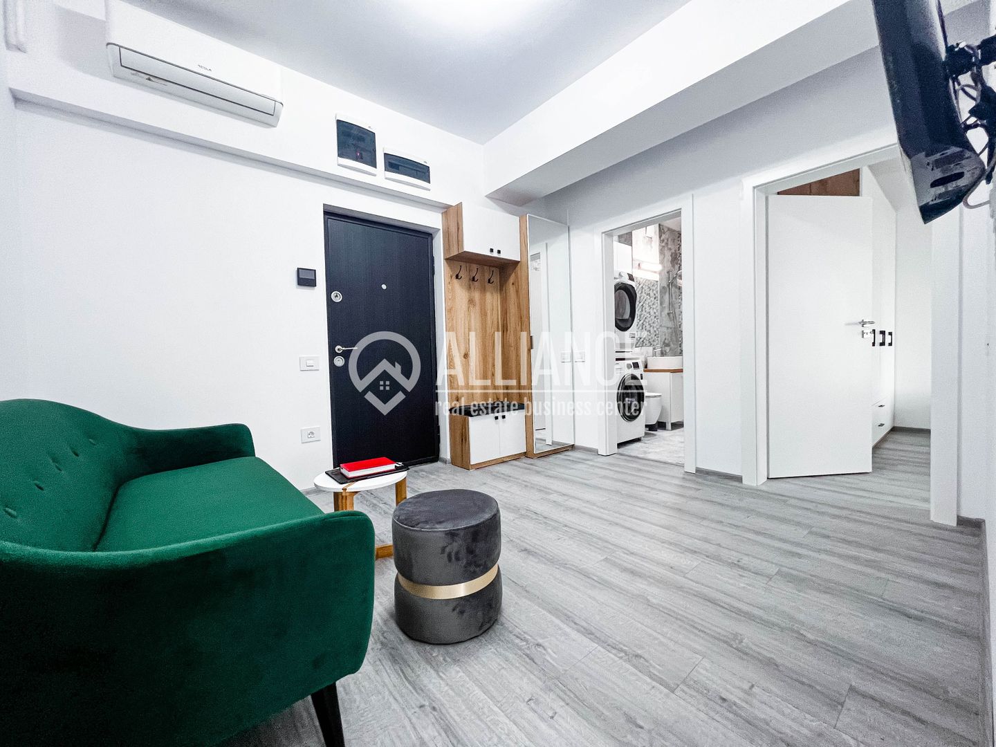 TOMIS NORD (COD 05) 2 dormitoare, vedere lac, parcare subterana - Poză 1