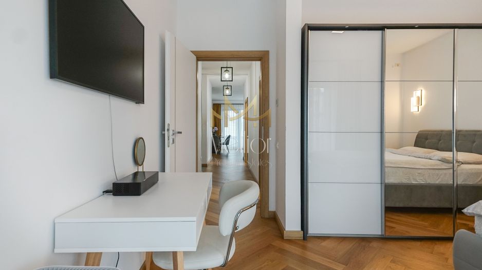Apartament spatios 3 camere, 2 balcoane, 2 parcari, zona Iulius Mall! - Poză 18