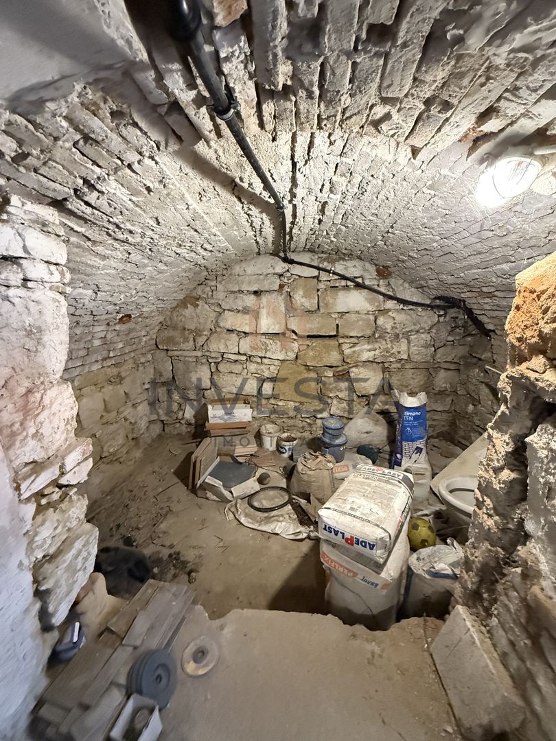 Casă complet mobilată, cu garaj și curte comună – strada Moților, Cluj - Poză 8