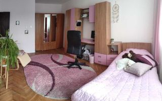 Apartament cu 3 camere de vânzare în zona Manastur - Poză 1