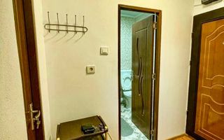 Garsonieră de închiriat | Recent Renovată | Tractorul - Poză 7