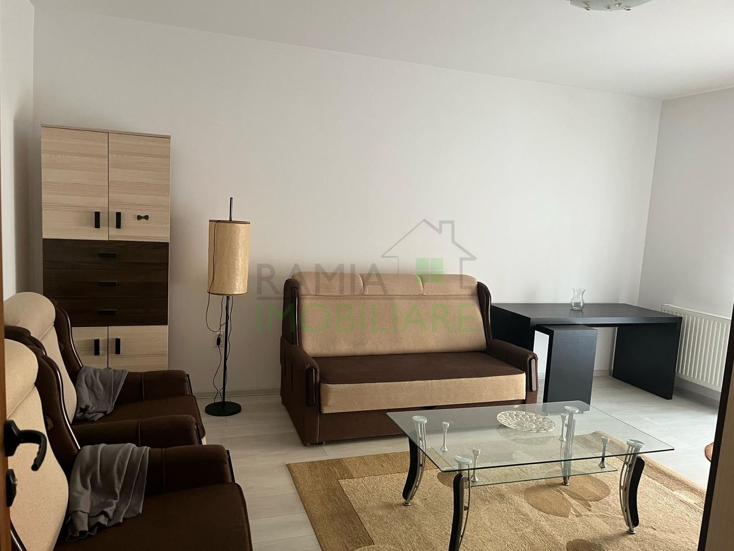 Apartament cu 2 camere de inchiriat zona Coresi. - Poză 2