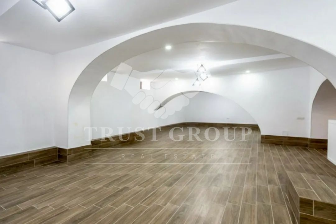 Apartament in vila- Unirii, str George Georgescu | Curte 70mp | Pivnita & Pod - Poză 9