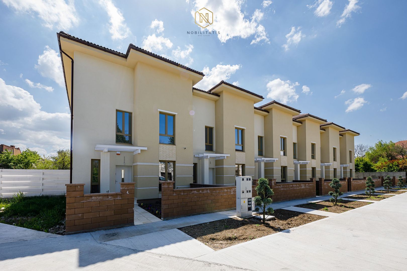 OFERTA VANDUTA -  Townhouse Odobescu | 187 mp utili | Pompa caldura - Poză 1
