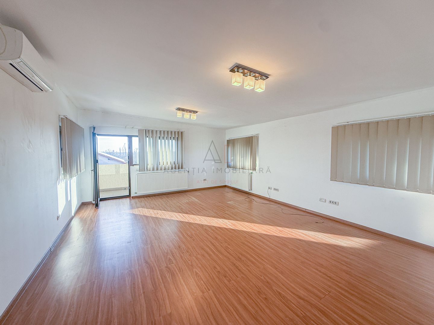 Spatiu de Birouri Sau Comercial | Soseaua Chitilei | Parcare - Poză 2