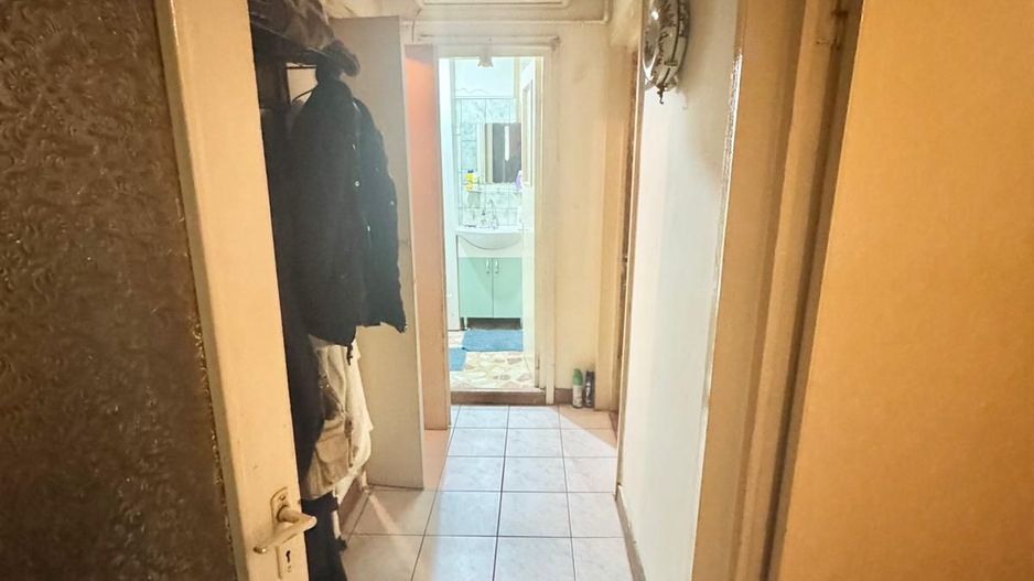 Apartament 3 camere de vânzare – zona centrală - Poză 5