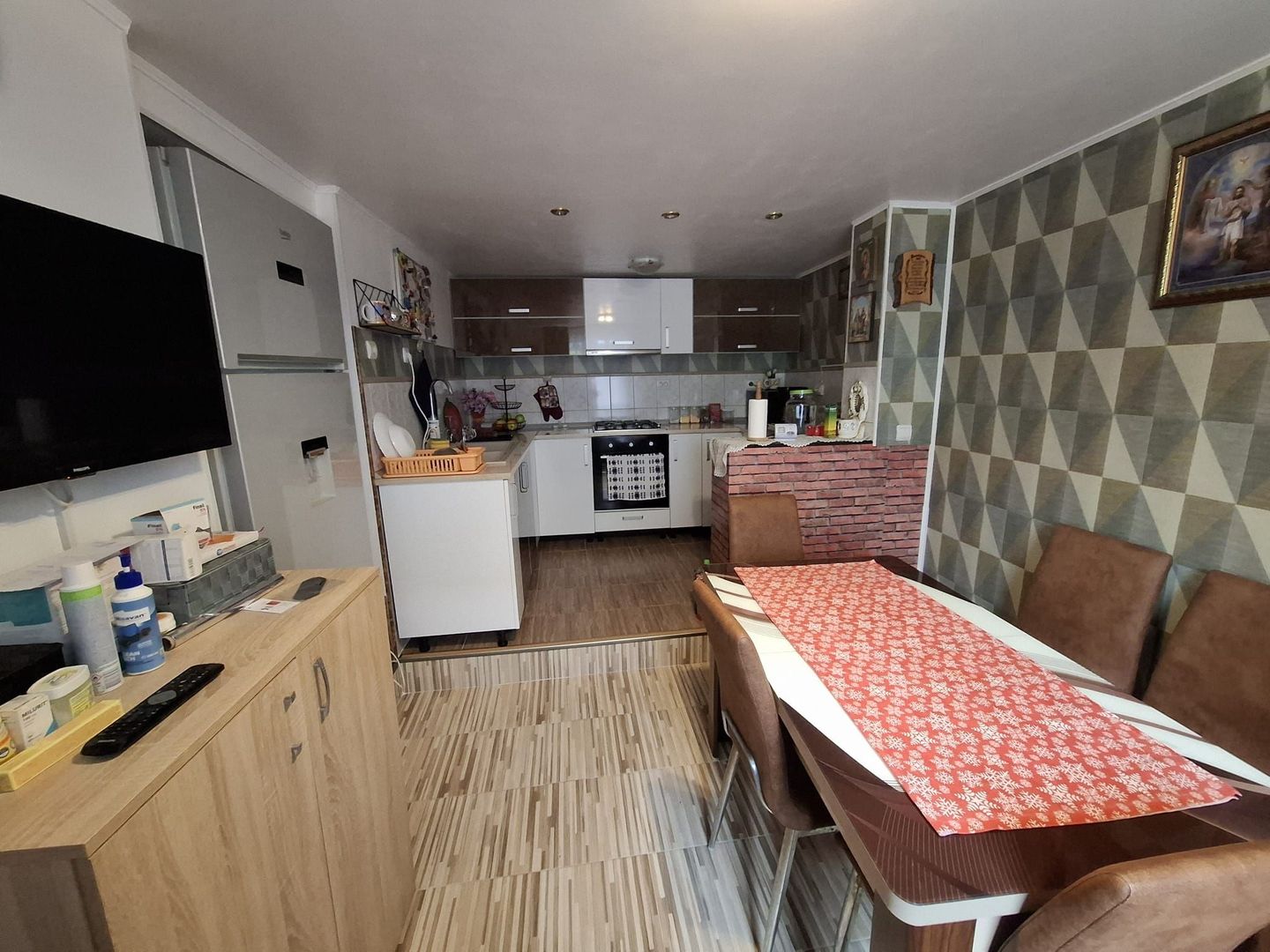 Samurcasi, casa si teren de 1200 mp - Poză 8