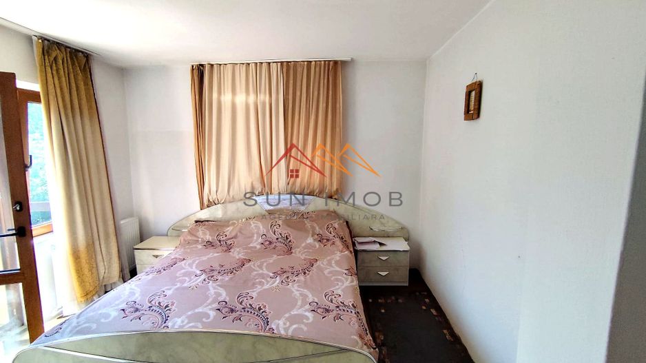 VILĂ P+E DE VÂNZARE | 5 CAMERE | TEREN 451 MP | CÂMPINA - Poză 9