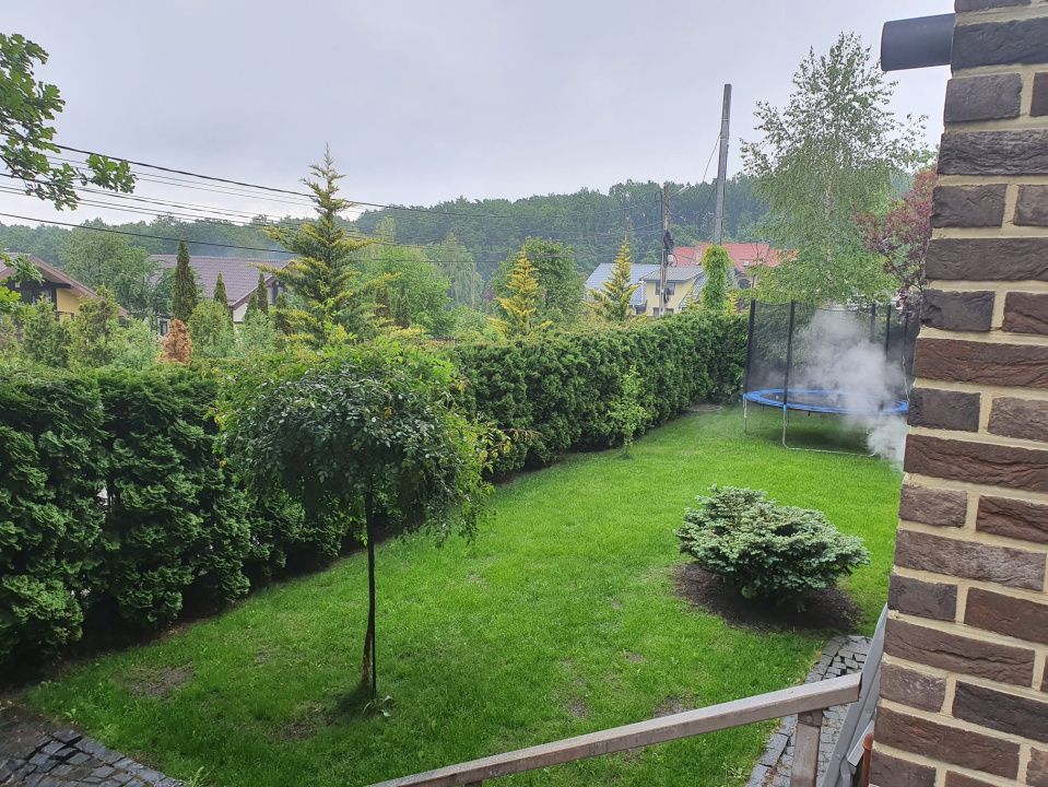 Casa individuala l 310 mp utili l 900 mp teren l garaj l Faget - Poză 3
