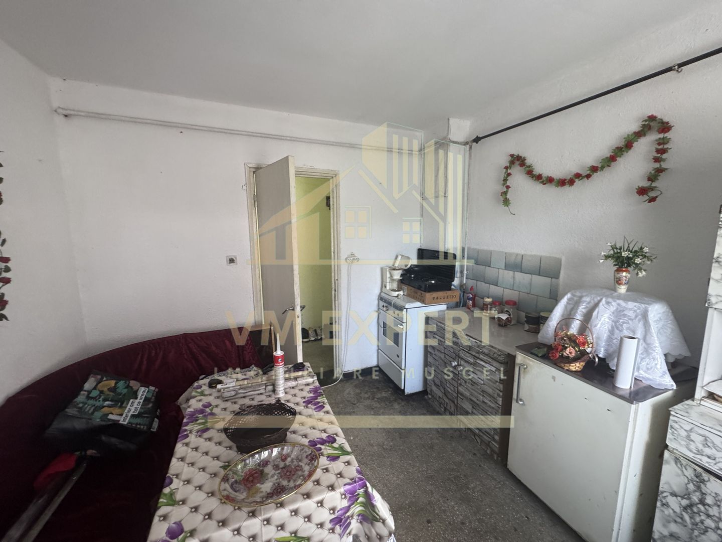 APARTAMENT 2 CAMERE ETAJ 2 GRUI CAMPULUNG - Poză 5