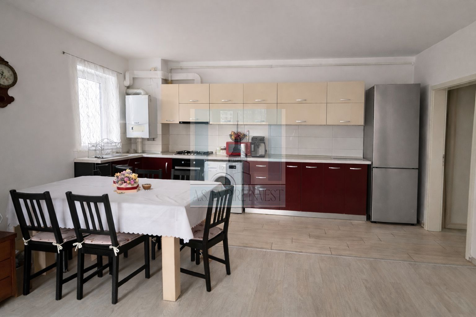 Apartament 3 camere , ETJ 2/8 -  zona Maurer Residence/Tractorul - Poză 2
