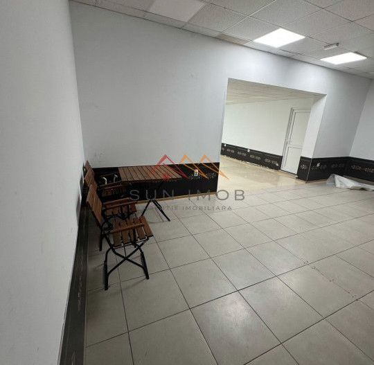 Spatiu Comercial, 125 m2, ultracentral, Campina, Prahova, liber - Poză 5