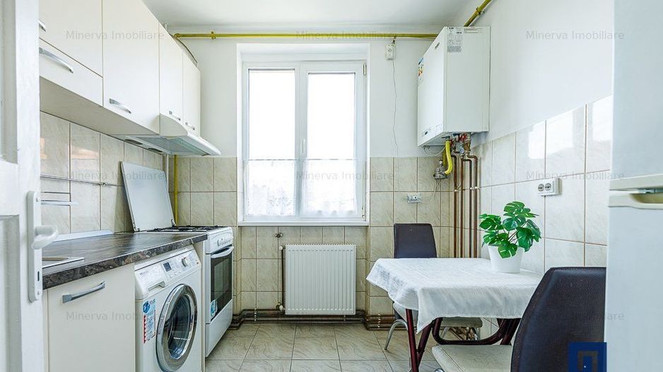 Bd CD LOGA Închiriere Apartament 2 camere decomandat, mobilat utilat, 340 euro - Poză 10