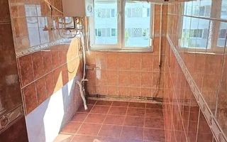 4 camere Dacia  etaj 3  centrala proprie - Poză 1