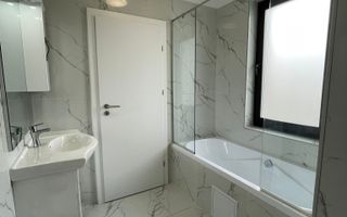 Casă / Vilă cu 4 camere de închiriat - Dezmir - Poză 14