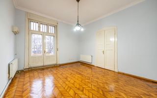 Apartament nemobilat, 3 camere, etaj 1, Bld.Revoluției - Poză 1