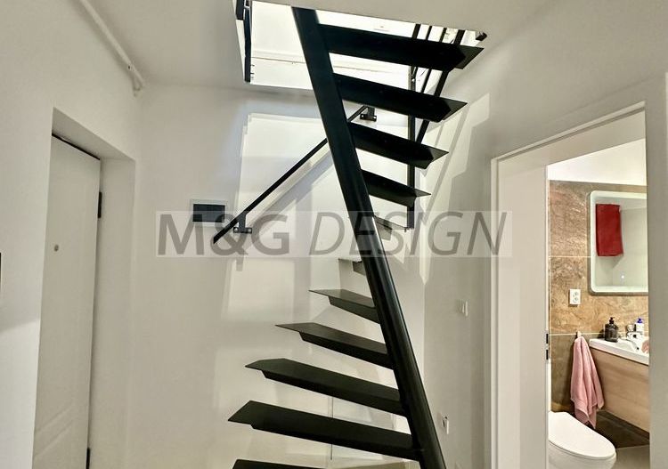Apartament  3 camerepe două niveluri Calea Urseni - Poză 5