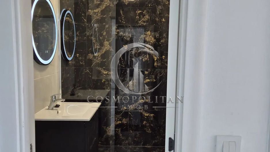 Apartament cu 3 camere ~ zona Centru ~ etaj 4 ~ confort 1 - Poză 3