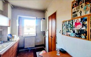 3 camere în Scriitorilor – spațiu generos, poziție excelentă, potențial ridicat - Poză 8