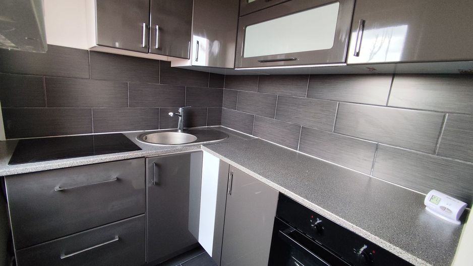 BRASADAS vinde Ap 2 Cam etaj 3/4 Solidarității. - Poză 4