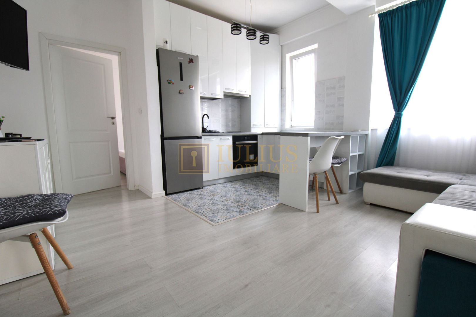 3 camere in Soarelui, parc pt copii, aproape de zona Soarelui - Poză 1