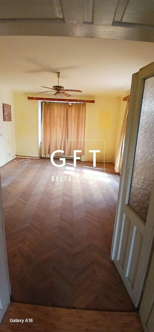 Casa ultracentral - Poză 1