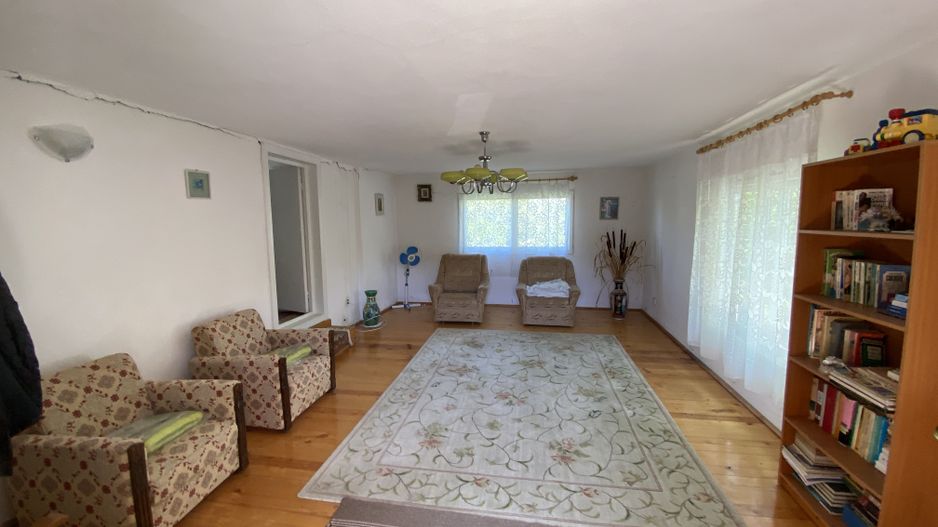 Oferta rezervata! Casă Individuală de Vânzare în Săcele - Poză 6