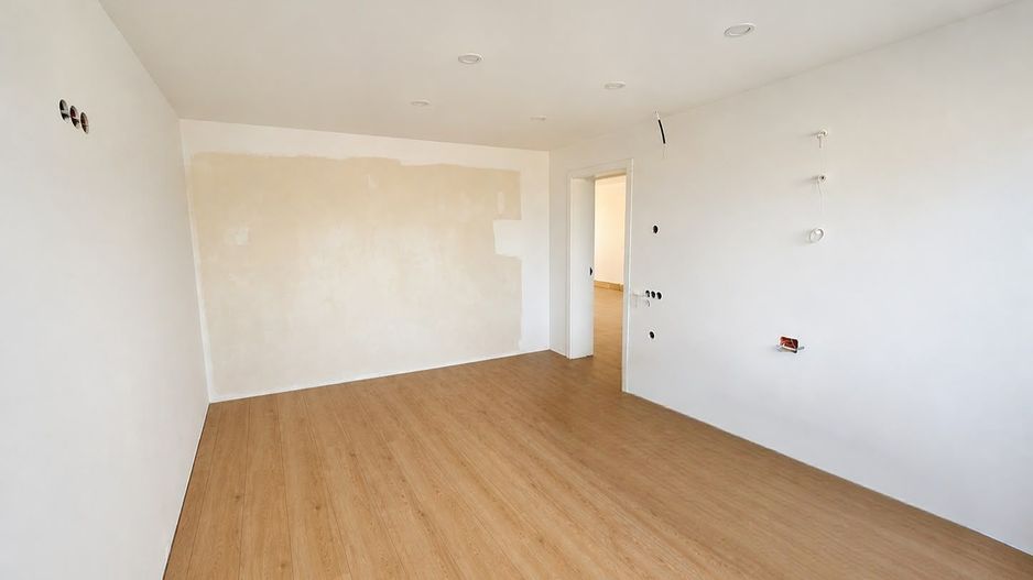 # Apartament renovat integral, Satu Mare zonă centrală, etaj 3/4 - Poză 2