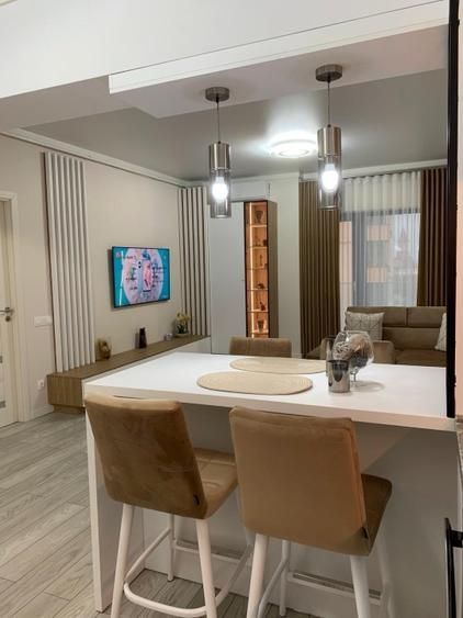 De inchiriat apartament 2 camere bloc Riviera faleza Dunării , 750 Euro - Poză 12