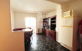 Apartament 3 camere de vanzare in zona Rogerius, Oradea - Poză 6