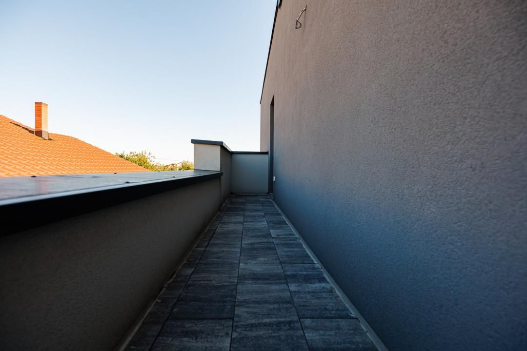 Duplex P+E în Moșnița Nouă, 3 dormitoare, 3 bai, teren 403 mp. Comision 0% - Poză 42