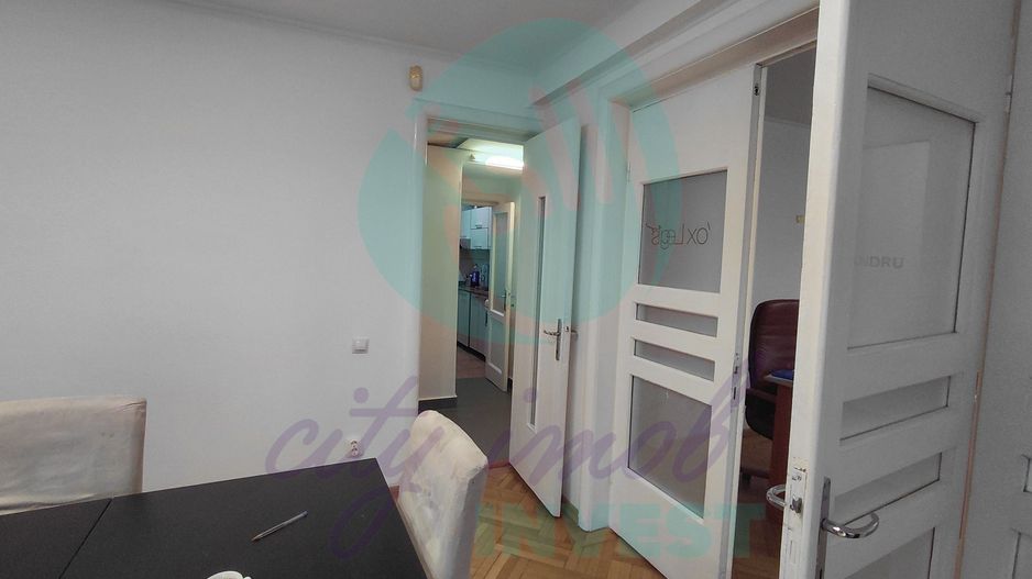 Interbelic 1934 | 4 camere, 4 balcoane, centrala | Piata Sf. Stefan - Poză 8