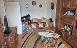 🏡 DE VÂNZARE – APARTAMENT 2 CAMERE | ZONA M4, BL. C42 🏡, ETAJ 3! - Poză 4