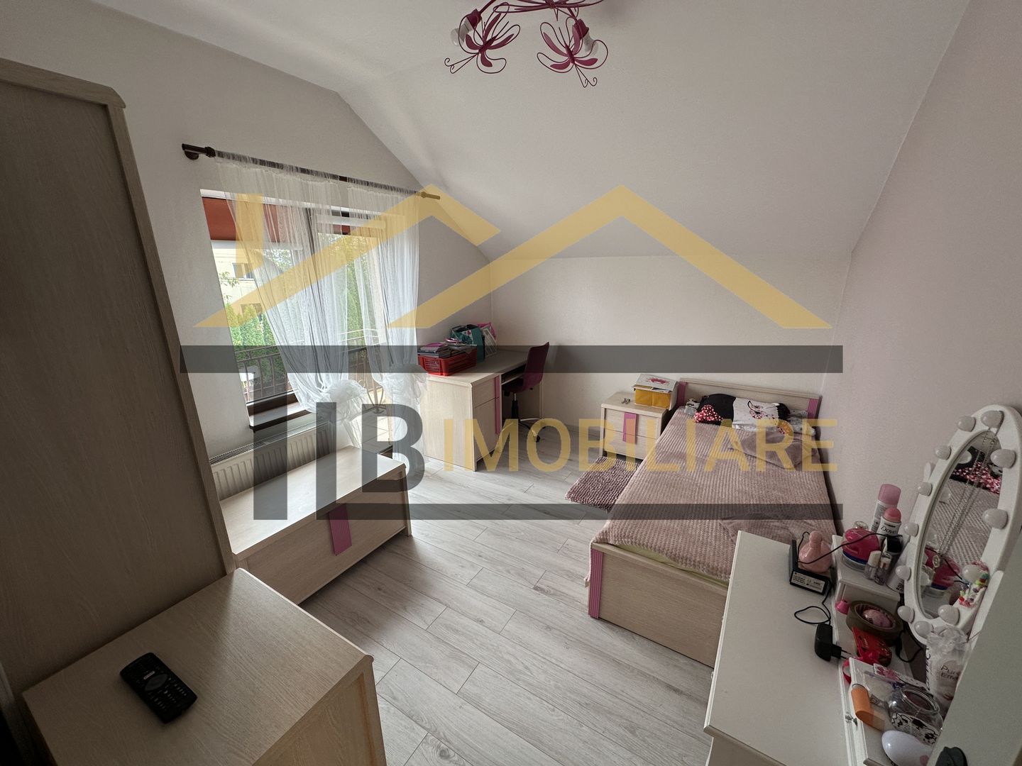 Casa de 4 camere, 200mp, parcari, Zona Unirii - Poză 11