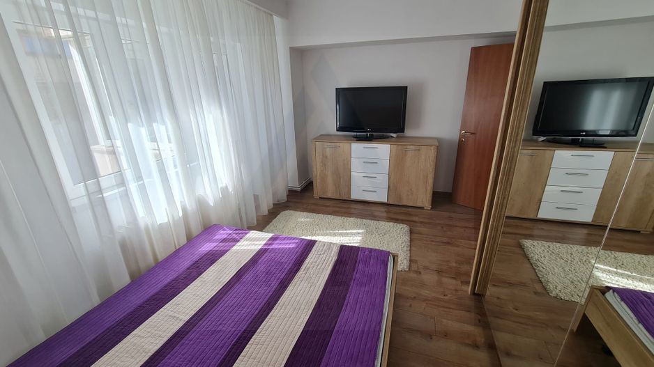 Apartament 3 camere 100 mp utili 2 bai 2 balcoane etaj 2 zona Centrala - Poză 6