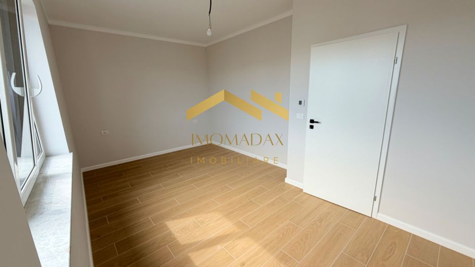 Bucovăț-Duplex 4 Camere-La Cheie - Poză 23