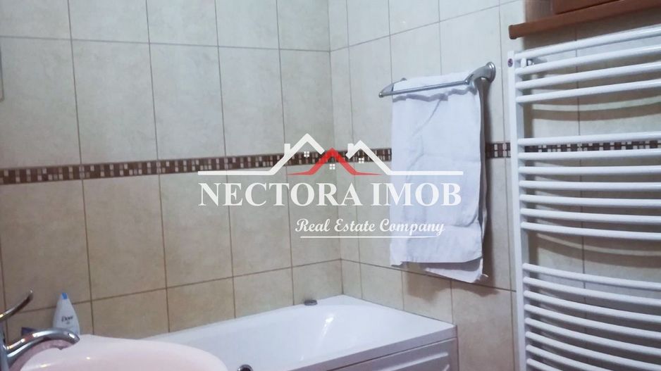 Casa cu etaj 5 camere, 3 bai, 137 mp utili + 961 mp teren, LES,utilata - Poză 13