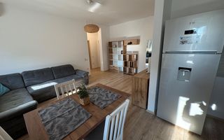 Apartament cu 3 camere, curte proprie si loc de parcare - Poză 11
