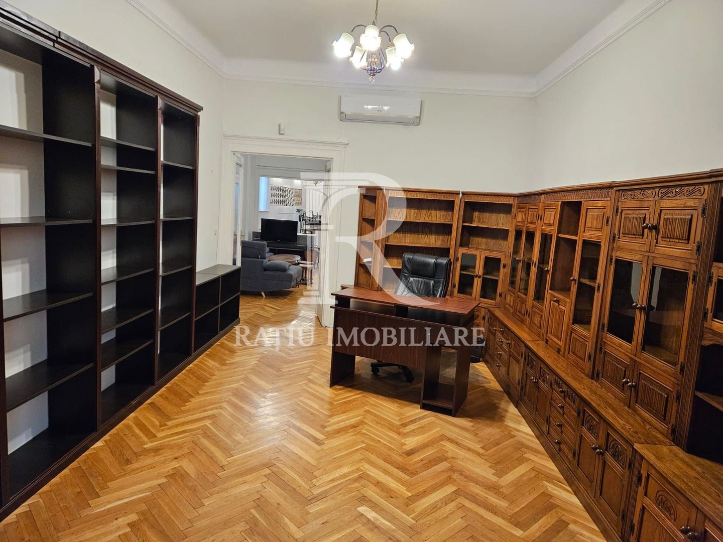 Apartament 4 camere | Ultracentral | Etajul 1 | Oradea - Poză 8