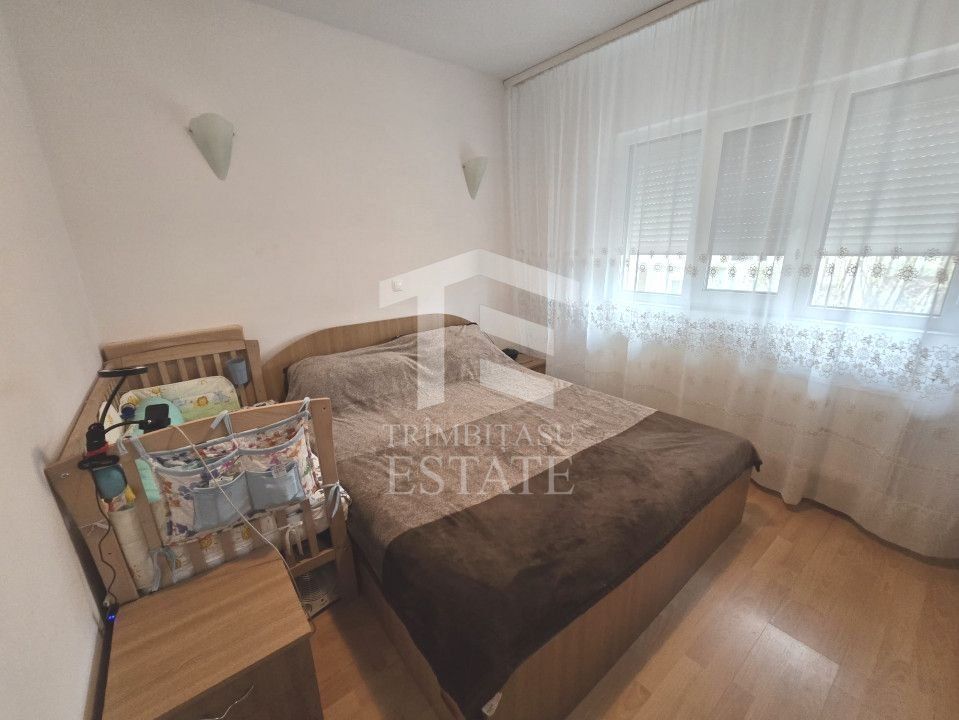 INEL I - Apartament cu centrala pe gaz, loc de parcare si pod de 60 mp - Poză 9