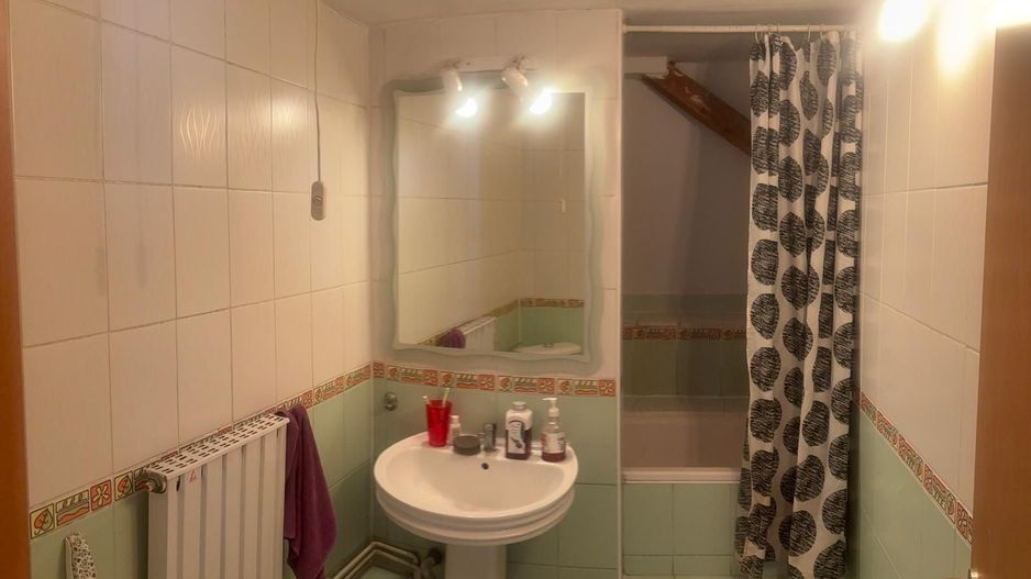 Apartament deosebit la 5 minute de Piata Sfatului - Poză 8
