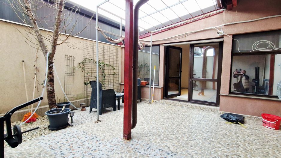 Apartament 3 camere | Curte proprie | 2 locuri parcare - Poză 5