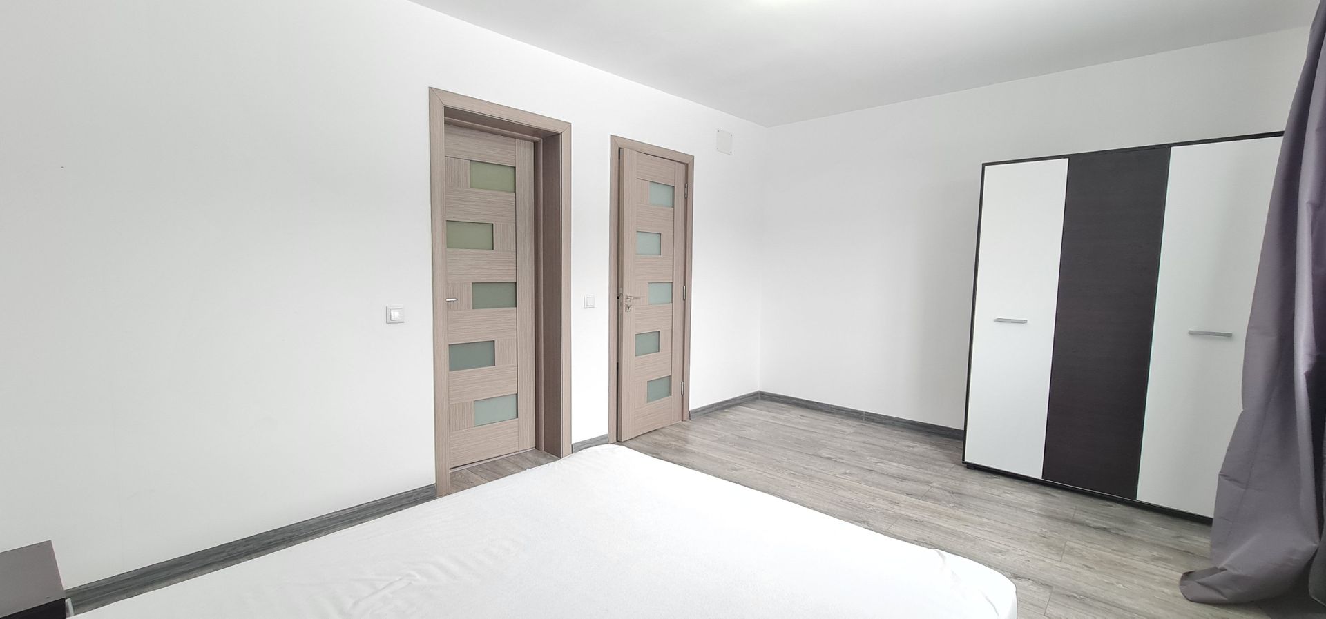 Casa 3 camere mobilata utilata cartier Izvor - Poză 15