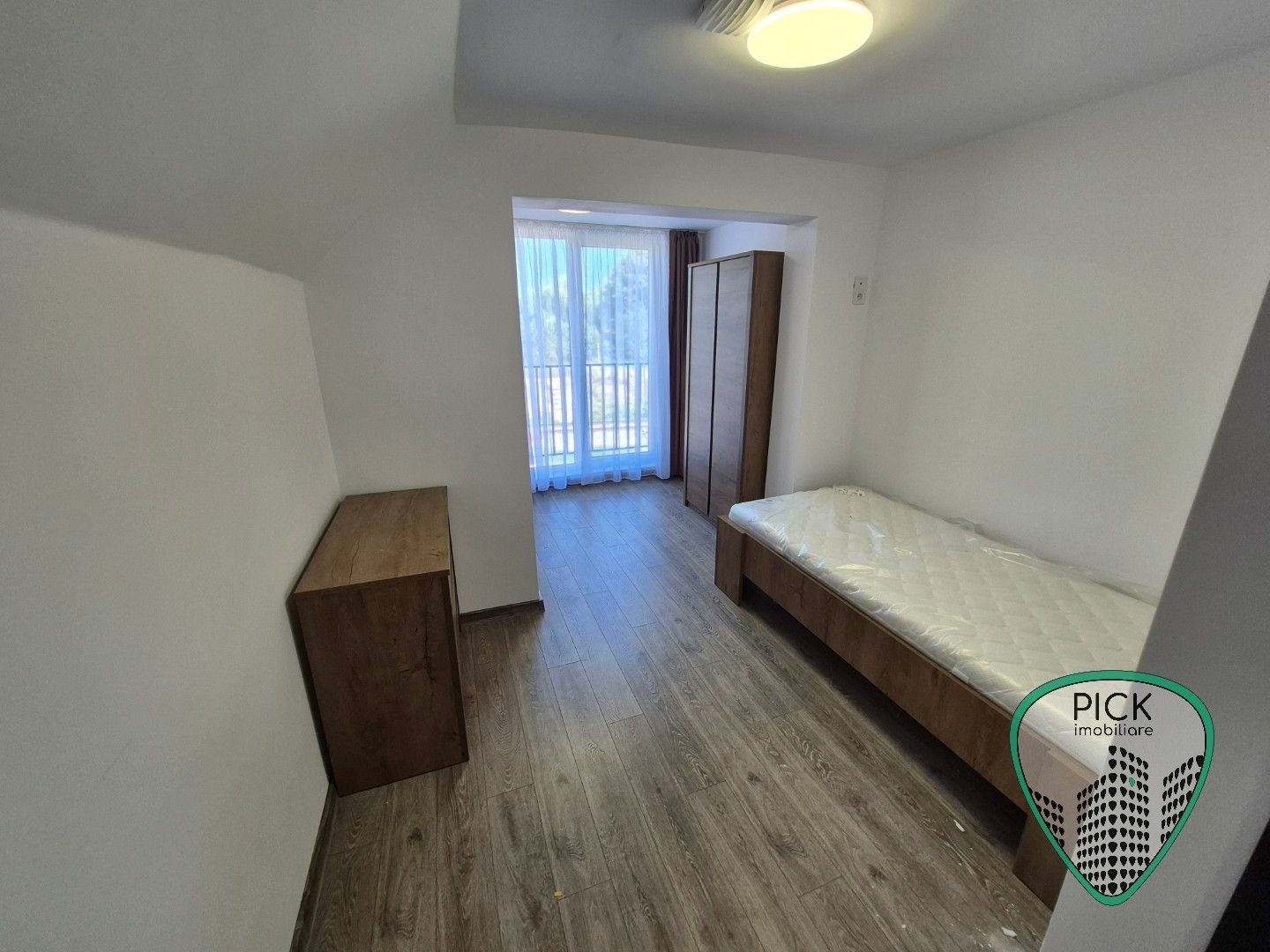 P 4244 - Apartamente de închiriat Zona 7 Noiembrie - Poză 10