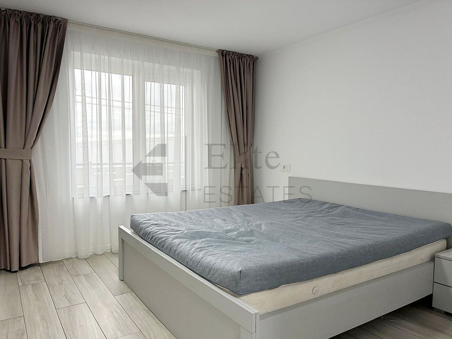 Casa premium cu 4 camere in Cartierul Grigorescu din Oradea - Poză 7